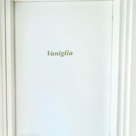 Essence Domus Vaniglia Matera Exteriör bild