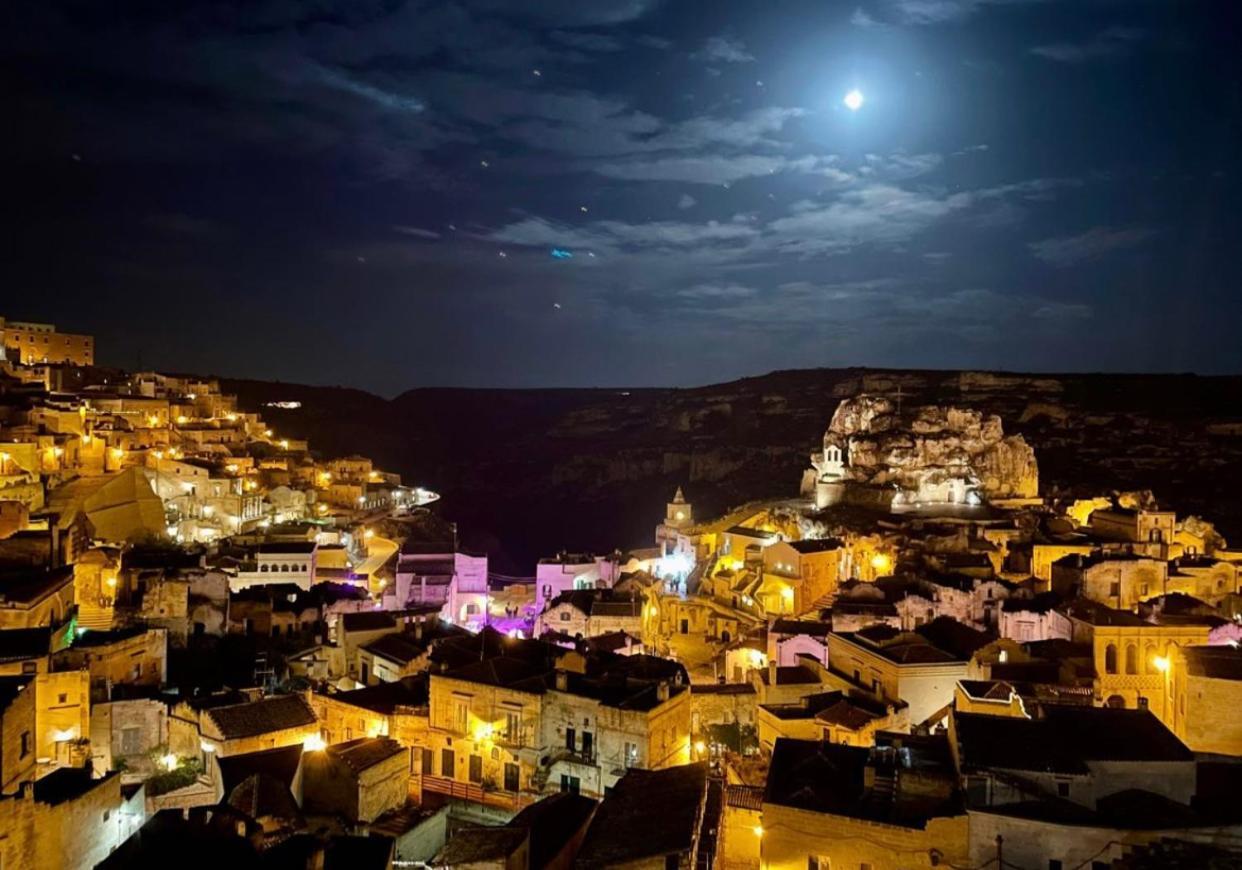Essence Domus Vaniglia Matera Exteriör bild